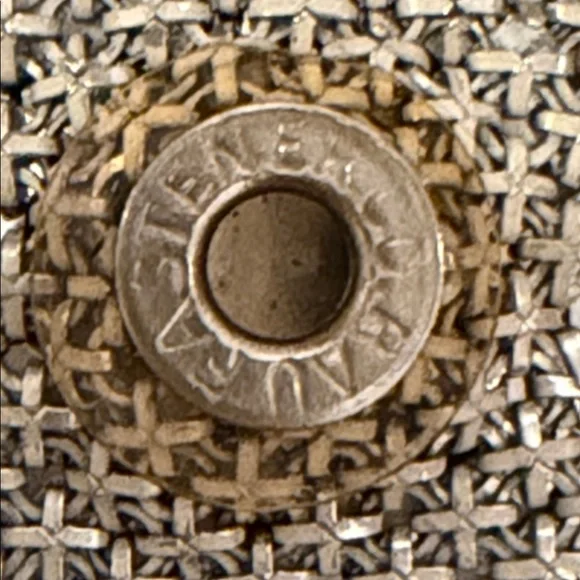 A silver-toned chainmail mesh scarf bib necklace. VTG - Picture 10 of 16